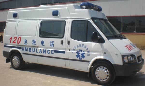 患者在等待救護車出租時需要注意什么？