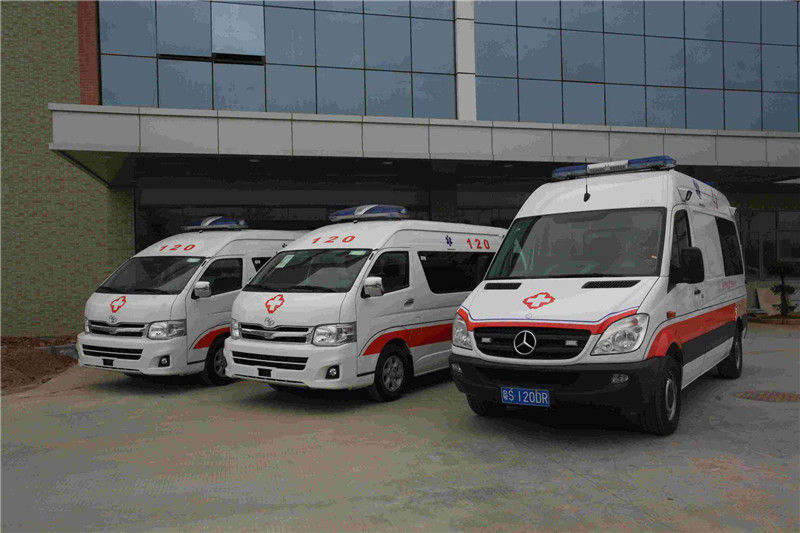 “黑救護車”二次傷害市民？正規(guī)救護車租賃服務(wù)或成良藥02